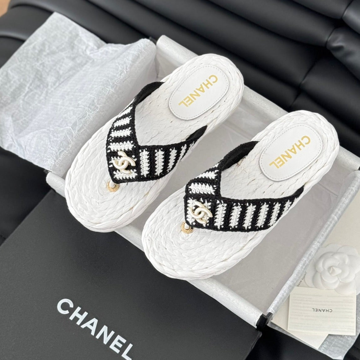 CHANEL Hottest Knit Flip-Flops White Black