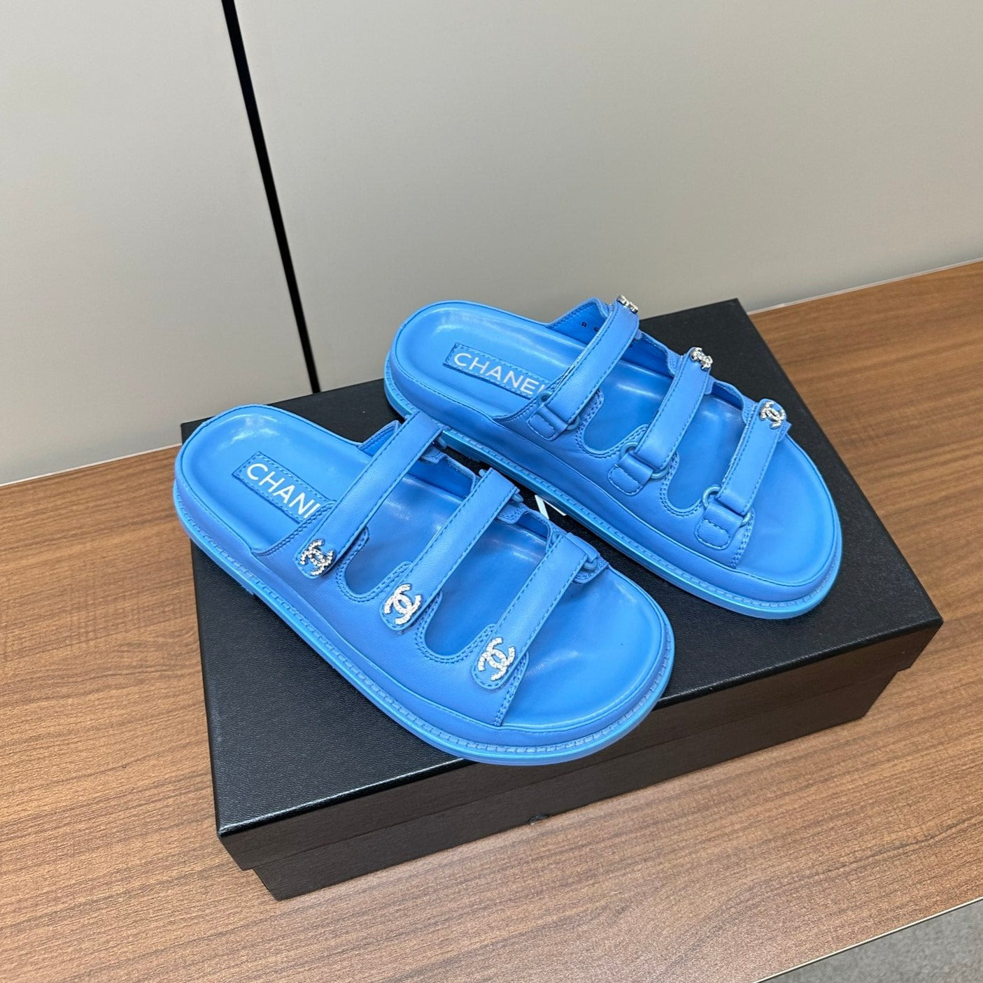 CHANEL dad sandals dodger blue 3 rows lambskin mules