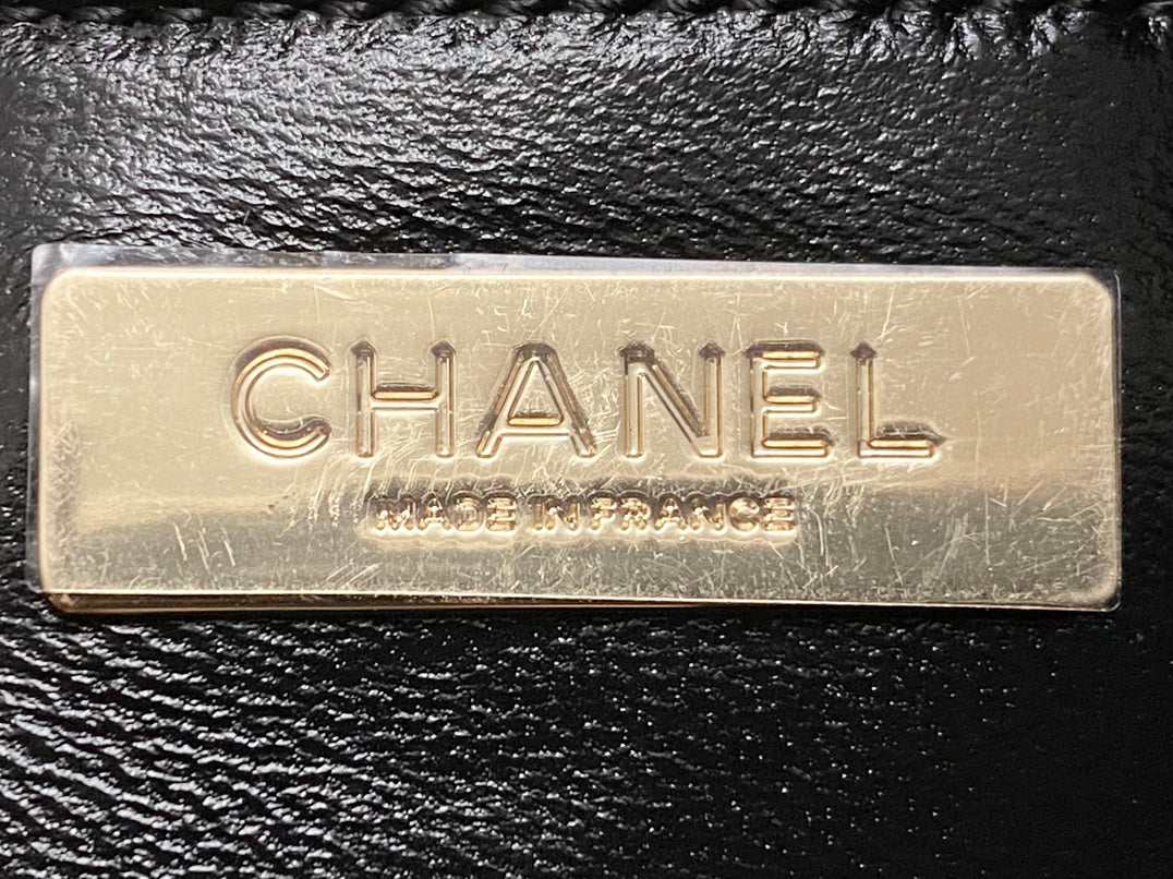 CHANEL 39 LARGE SHOPPING BAG IN BLACK CALFSKIN