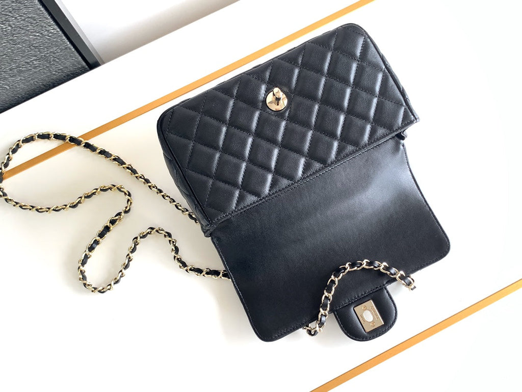 CHANEL MINI 20 FLAP BAG IN BLACK CALFSKIN