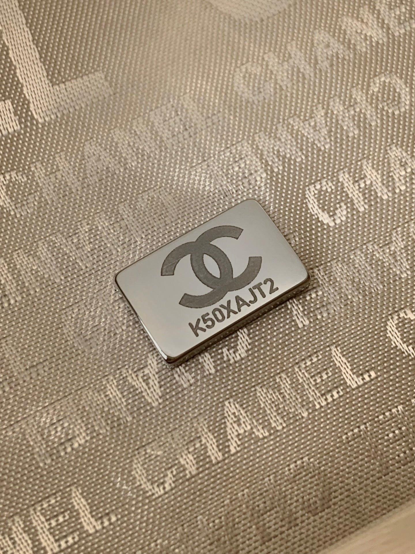 CHANEL 25S HOBO BAG 40 CM IN SILVER LAMBSKIN