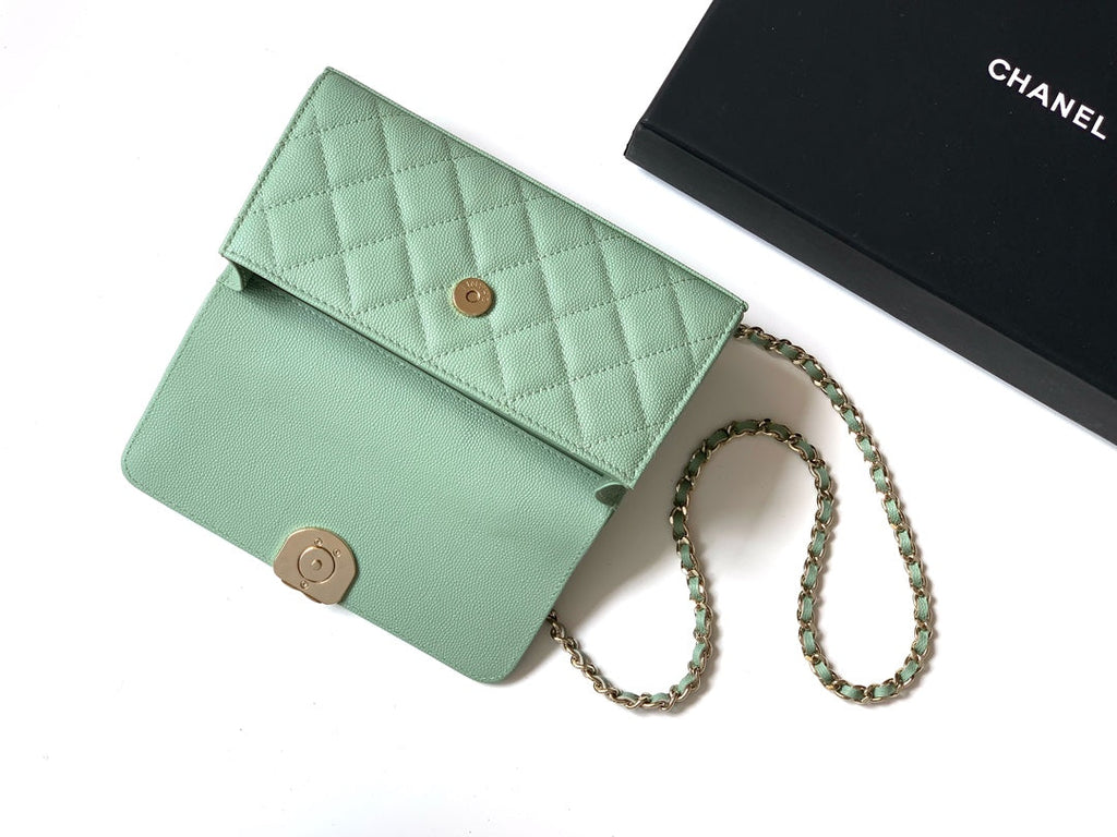 CHANEL 25S KELLY BAG 18 IN LIGHT GREEN CAVIAR LEATHER WITH GOLD HARDWARE