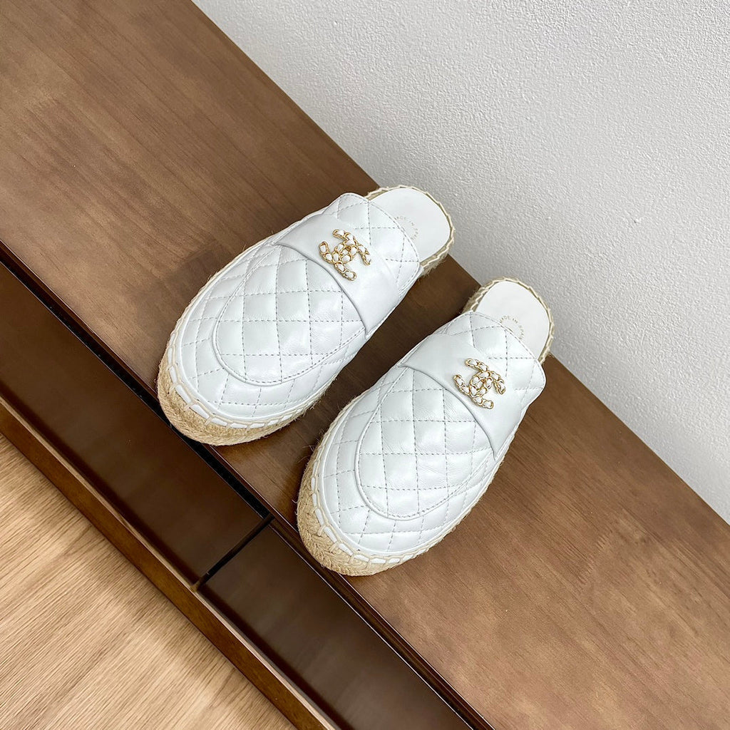 CHANEL Women Half - Slippers White Lambskin
