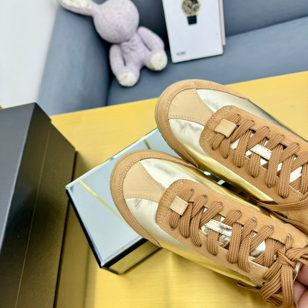 CHANEL SNEAKER IN GOLD CALFSKIN AND SUEDE
