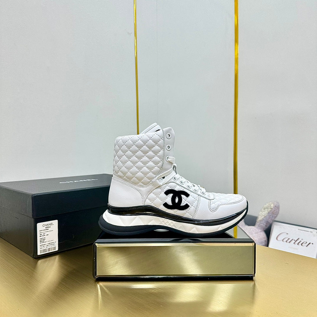 CHANEL ATHLETIC SHOES IN WHITE CALFSKIN