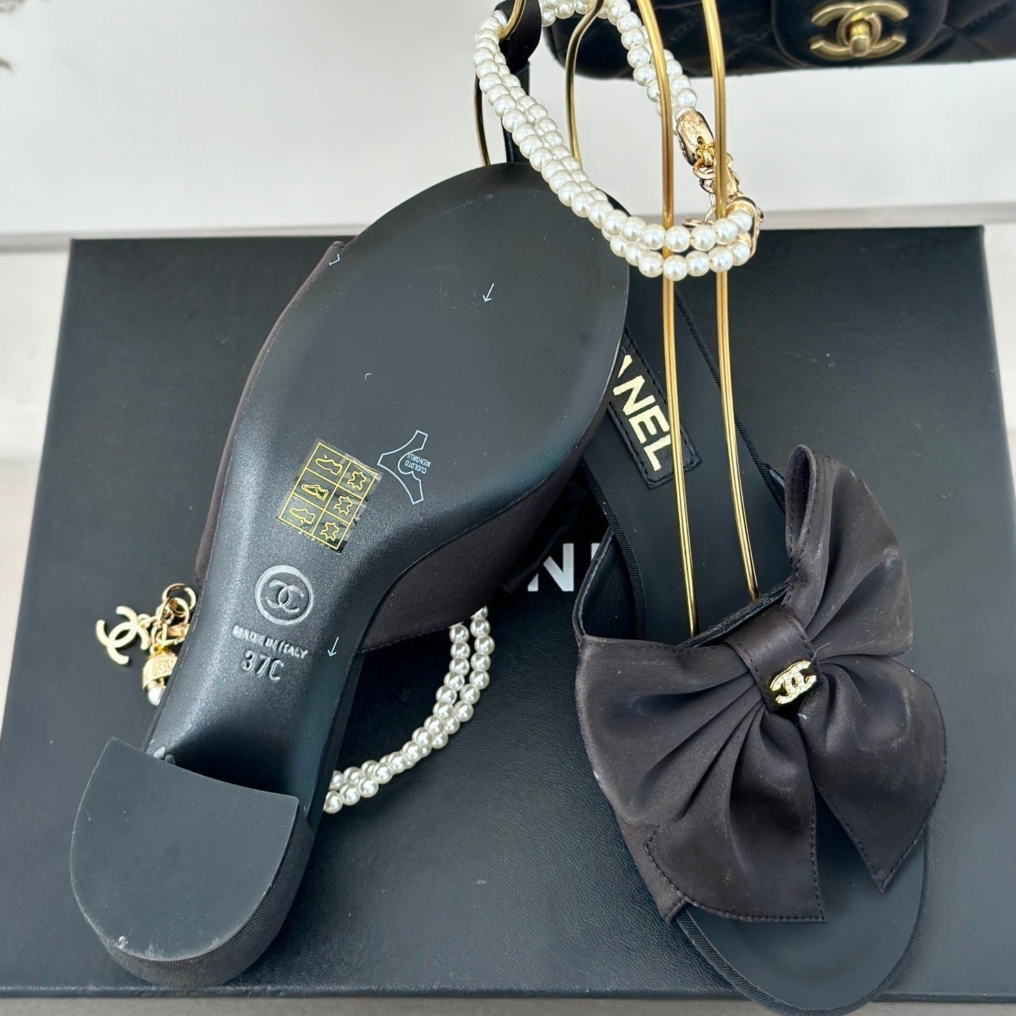 CHANEL Double C Big Bow Pearl Chain High Sandals Black Lambskin