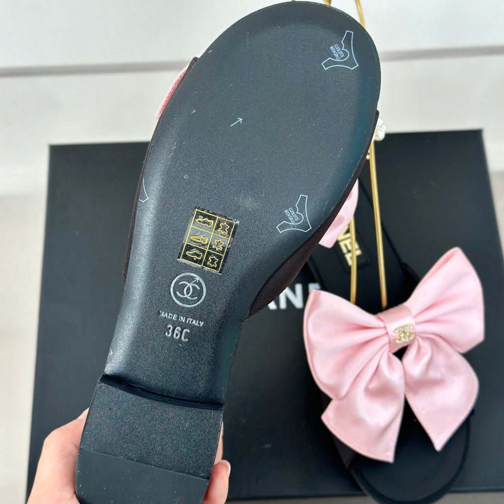 CHANEL Double C Big Bow Pearl Chain Sandals Light Pink Black Lambskin