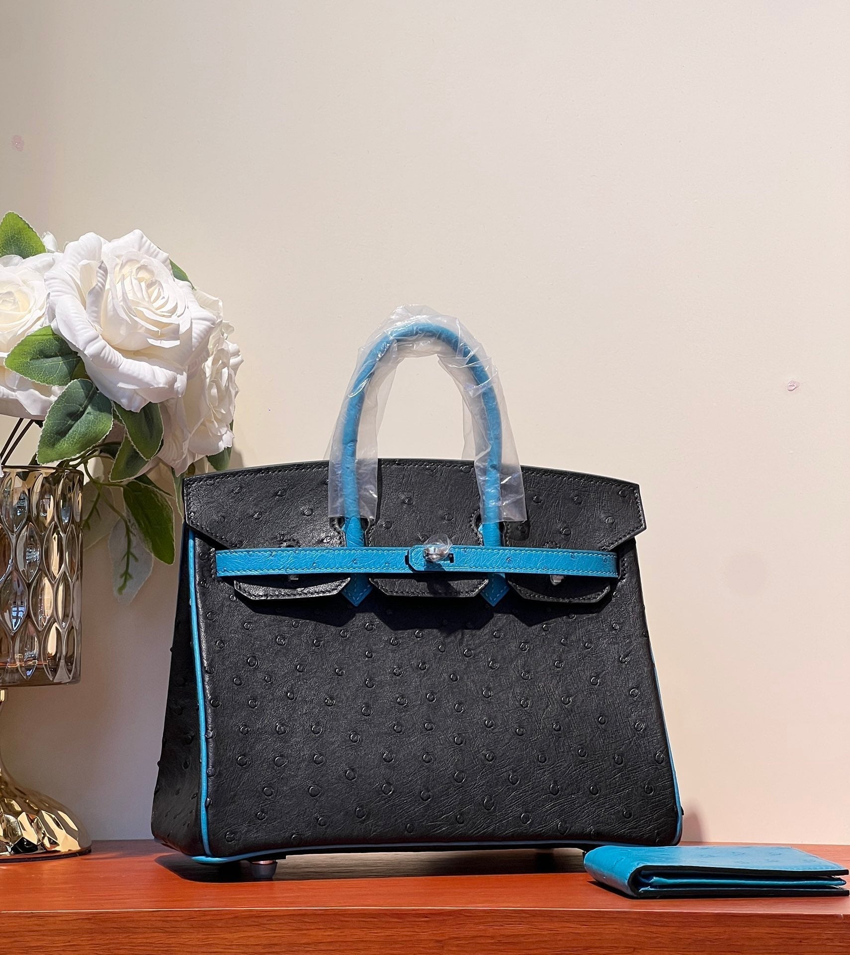 HERMES KELLY  SELLIER 25 BAG IN BLACK MIX OCEAN BLUE OSTRICH LEATHER