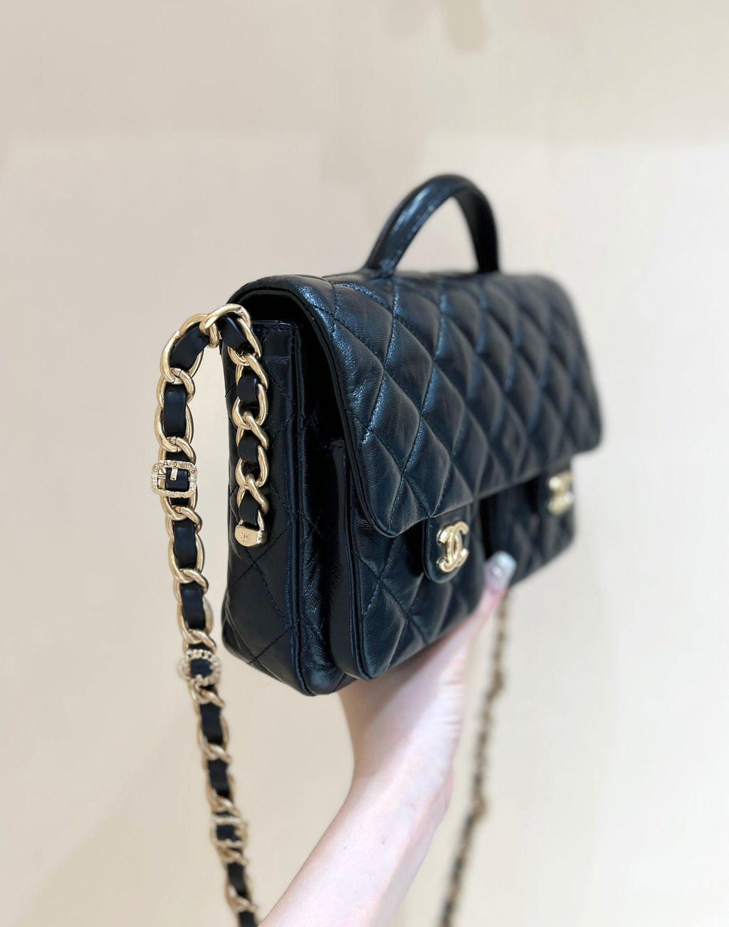 CHANEL DOUBLE POCKETS FLAP BAG TOP HANDLE 24 IN BLACK LAMBSKIN GOLD HARDWARE