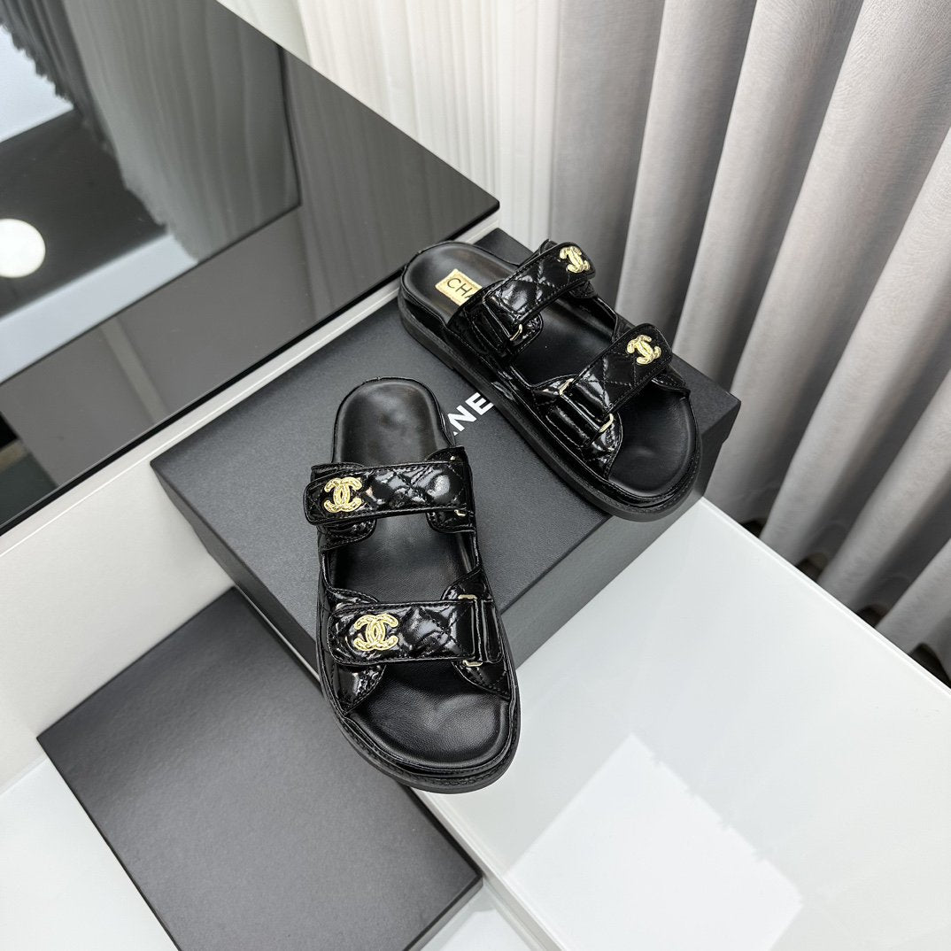 CHANEL DAD SANDALS BLACK PATENT LAMBSKIN MULES