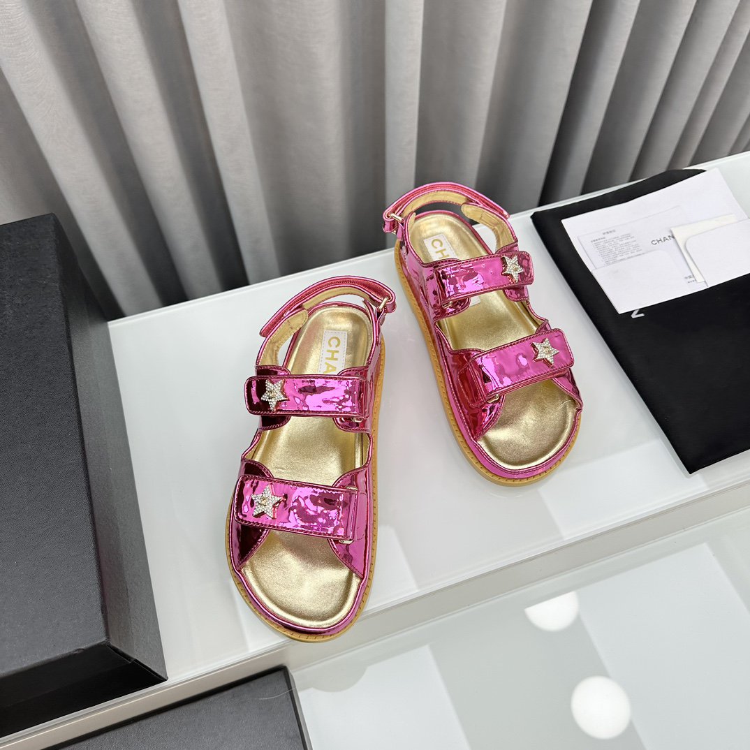 CHANEL dad sandals red metalic lambskin