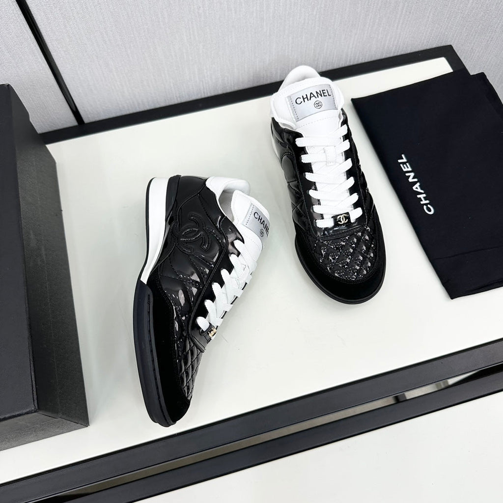 CHANEL SPORTS SHOES IN GLOSSY BLACK CALFSKIN