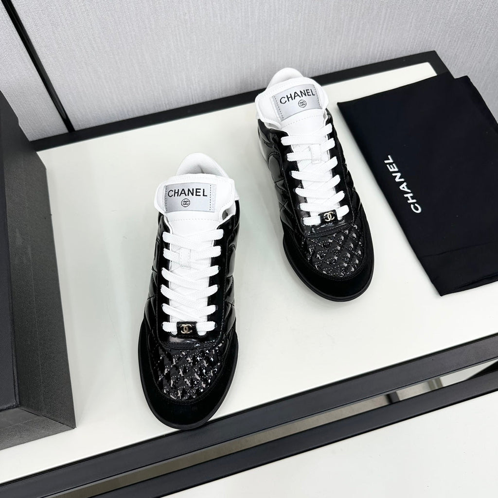 CHANEL SPORTS SHOES IN GLOSSY BLACK CALFSKIN