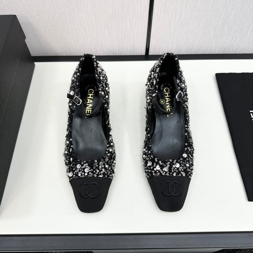 CHANEL MARY JANE IN BLACK SEQUINS AND VELVET