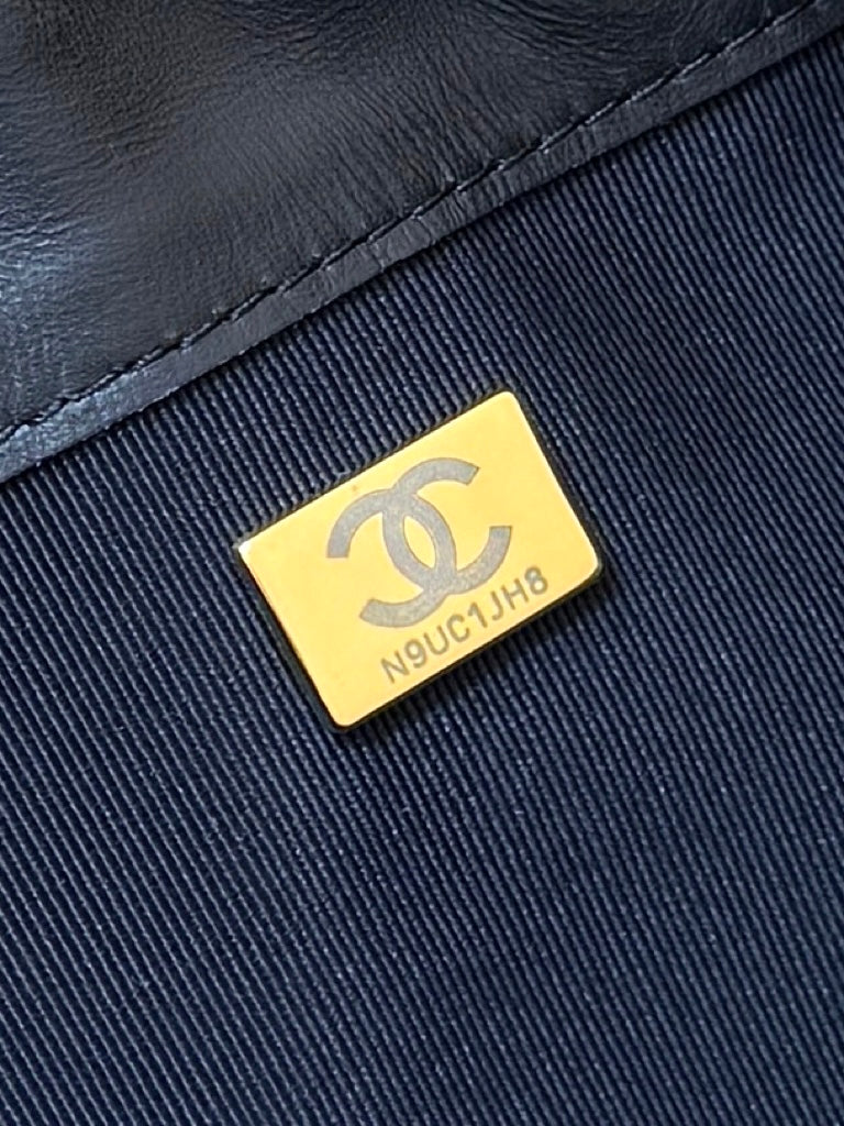 CHANEL 25 HANDBAG 40 IN BLACK SUEDE GOLD HARDWARE