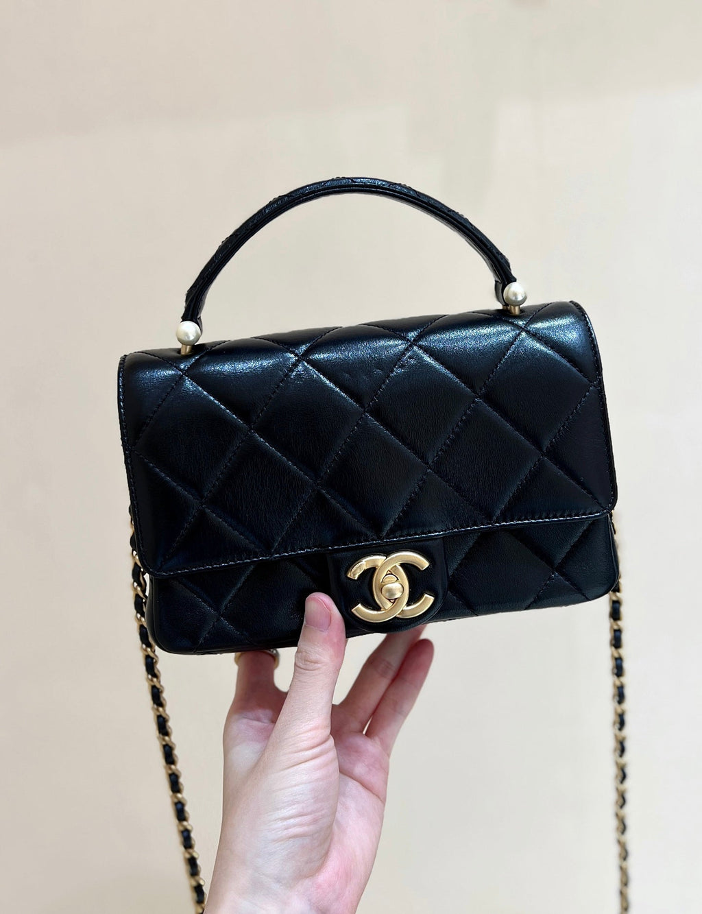 CHANEL PEARL LIMITED EDITION FLAP BAG WITH HANDLE 20 IN BLACK LAMBSKIN