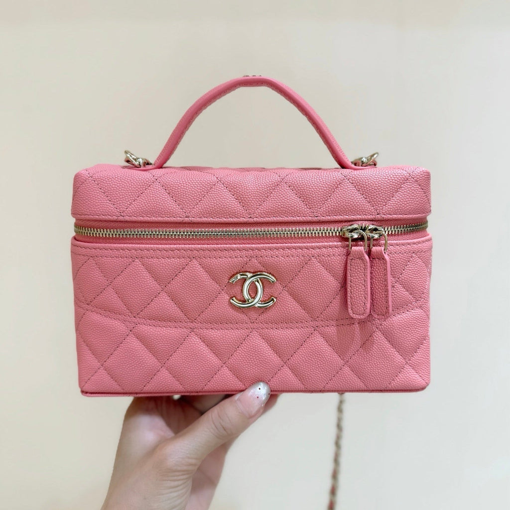 CHANEL VANITY CASE 19 IN CONTESSA PINK CALFSKIN GOLD-TONE METALLIC
