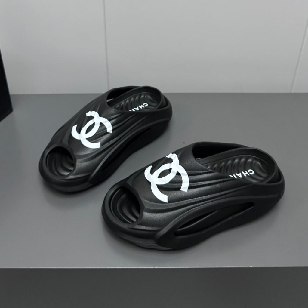 CHANEL New Double C Foam Lightweight Slippers Boat Black
