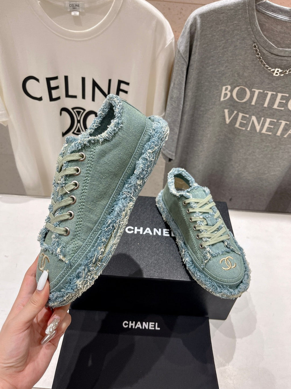 CHANEL SNEAKER ARCTIC BLUE DENIM