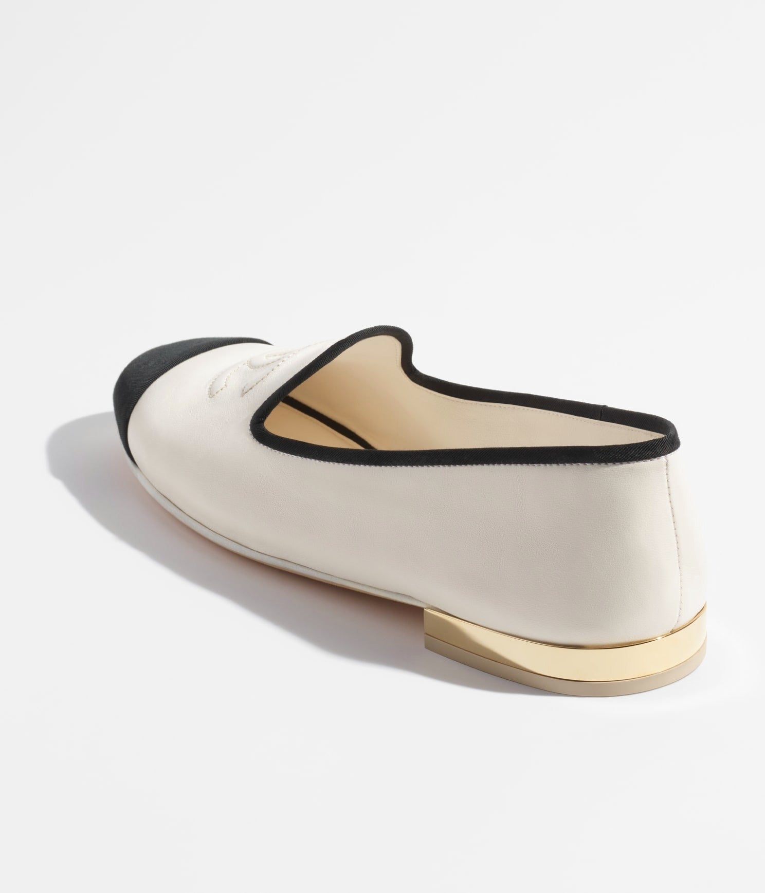 CHANEL MOASINS WHITE BLACK LAMBSKIN